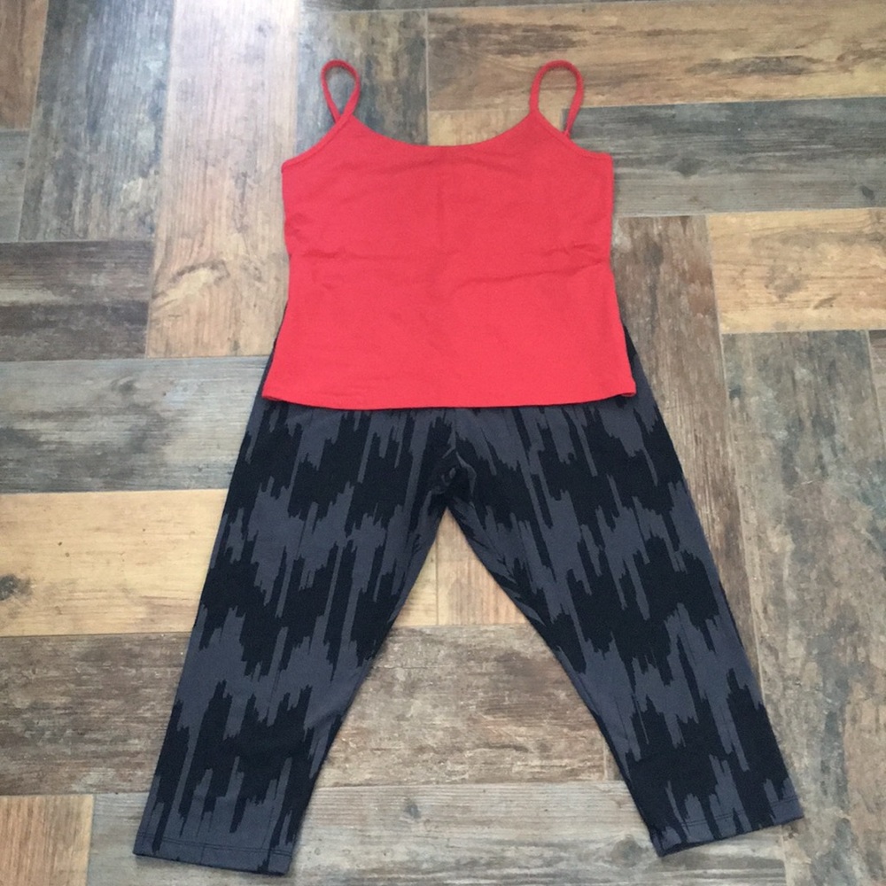 Martika Capri workout pants & Ny & co. Cami size M